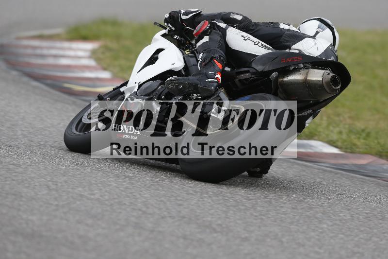 /Archiv-2024/13 22.04.2024 Plüss Moto Sport ADR/Freies Fahren/219